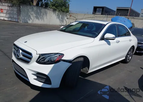 2020 Mercedes-Benz E 350 из США, поврежденный, VIN W1KZF8DB5LA821339